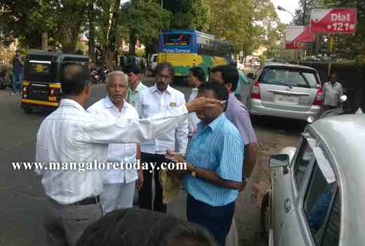MLA Lobo inspects  prominent junctions 1